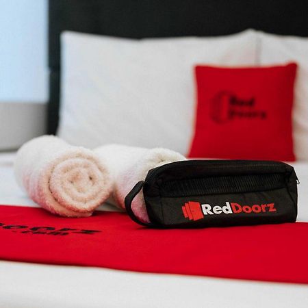 Reddoorz Near Mojokerto Train Station Hotel Exterior photo