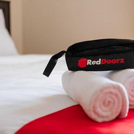 Reddoorz Near Mojokerto Train Station Hotel Exterior photo